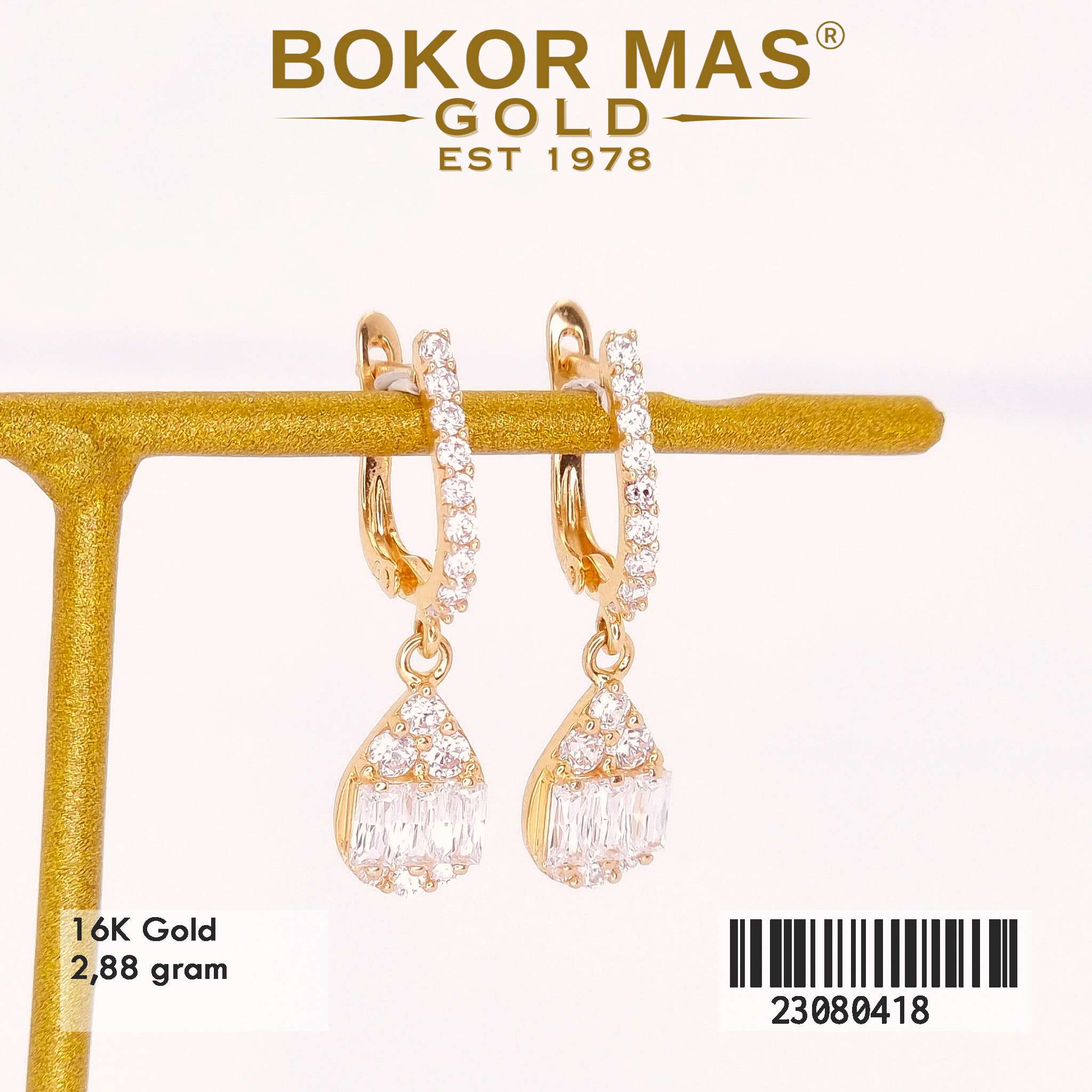 Anting Klip Variasi Permata Gantung - 23080418 - 16K