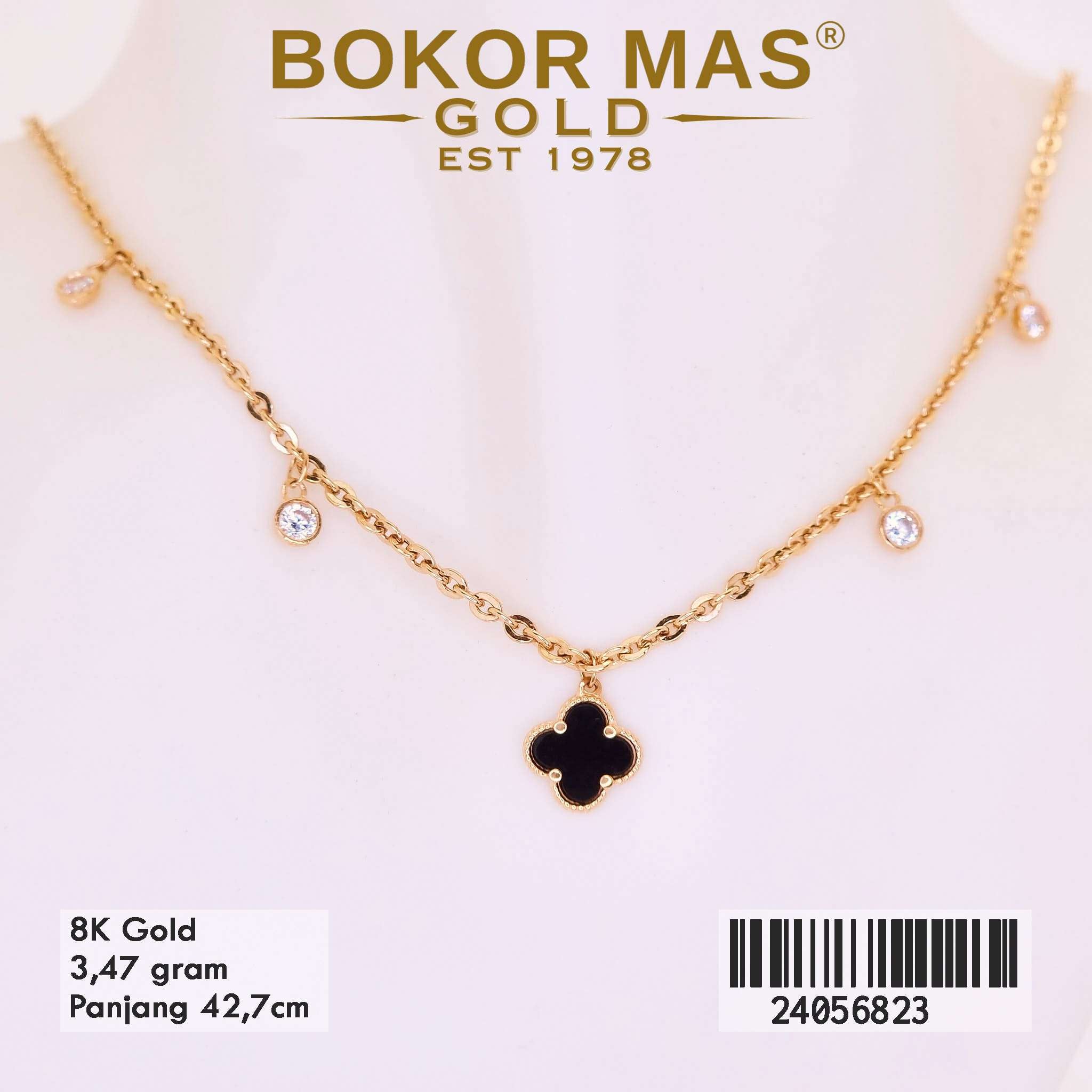 Kalung Variasi Clover Hitam Batu - 24056823 - 8K