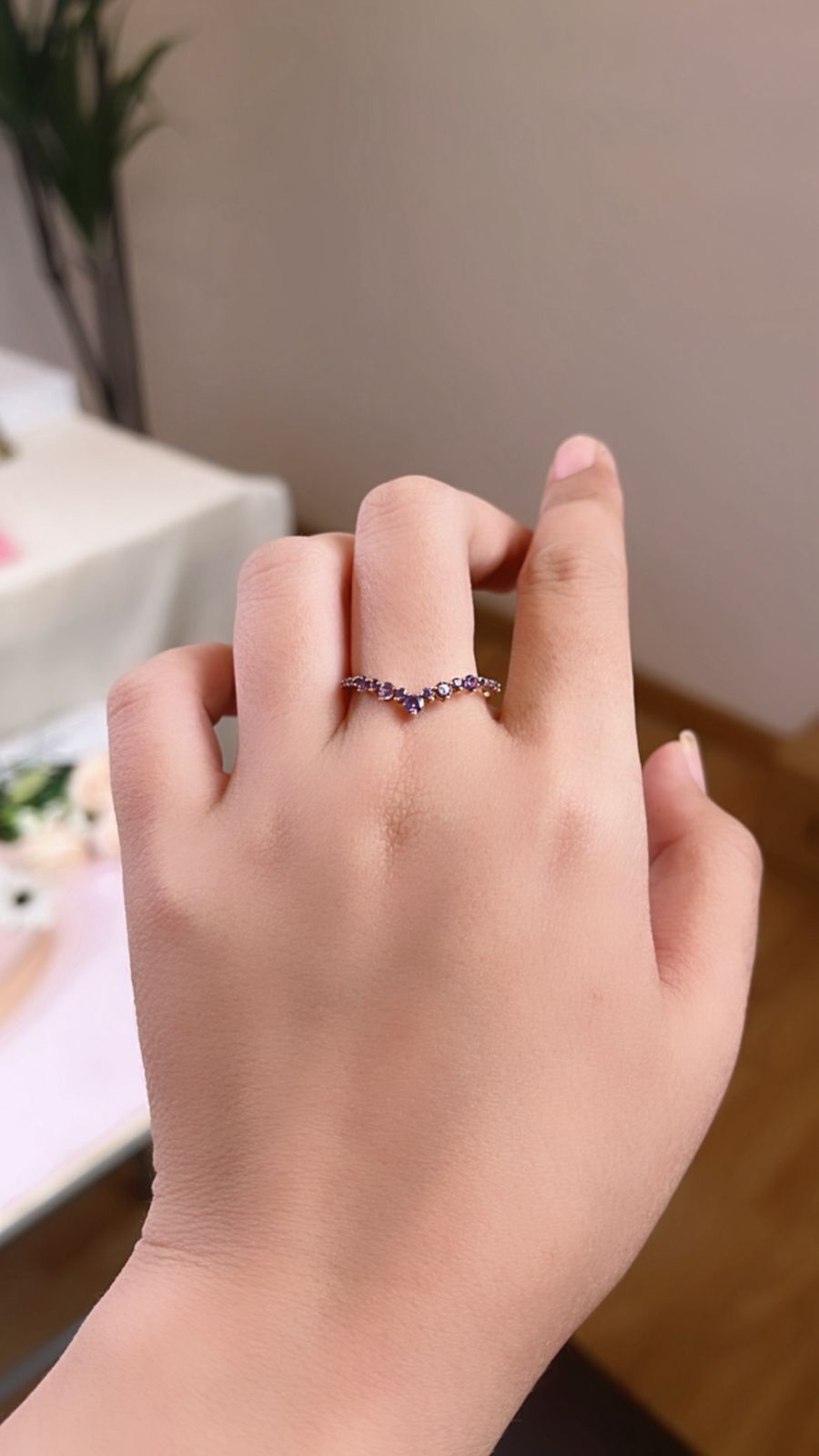 Cincin Emas Variasi Permata Ungu - 8K