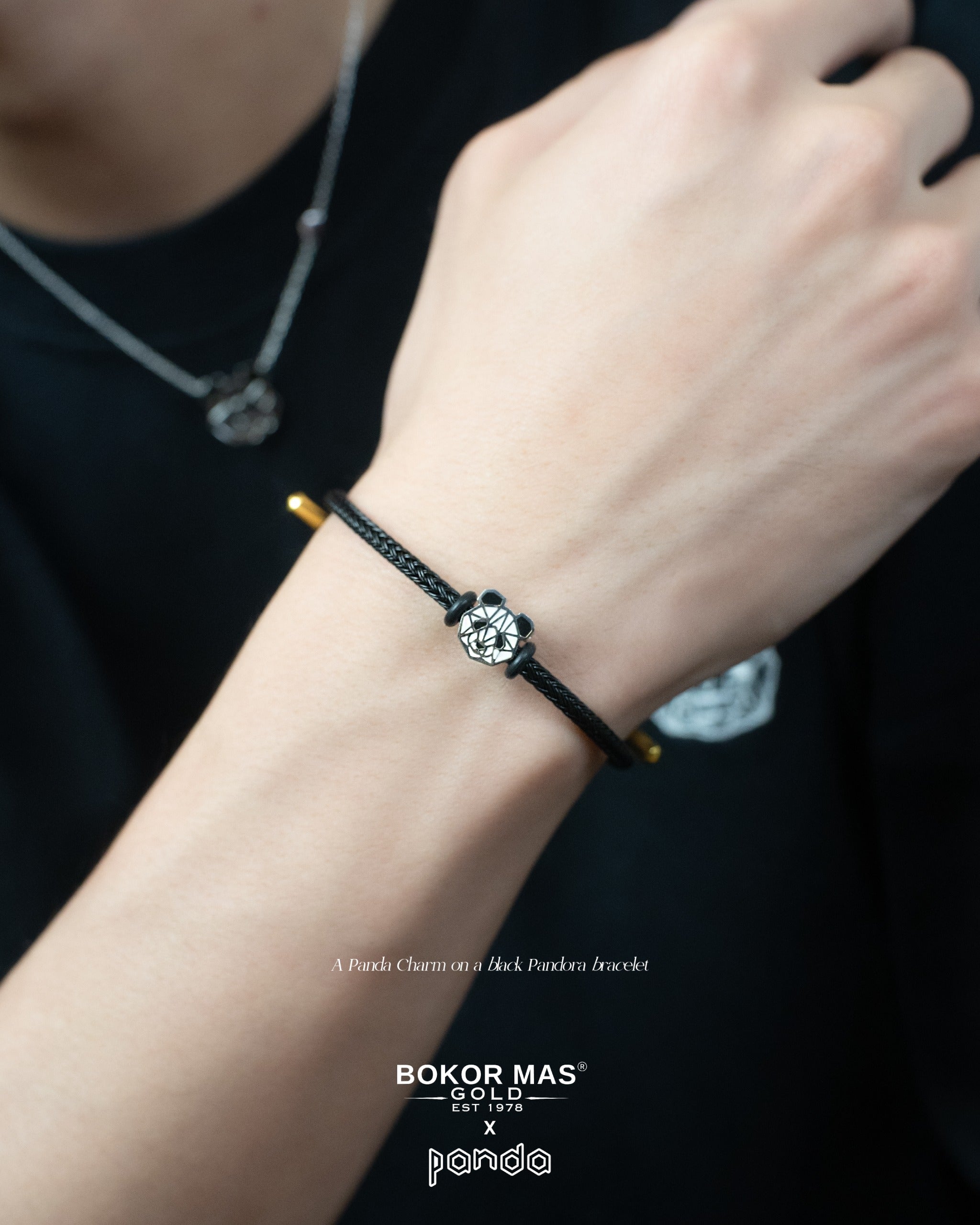 Bokor Mas Gold X DJ Panda - Charm Variasi Panda ada di estimasi berat 0,8gr - 1gr kadar 16 karat