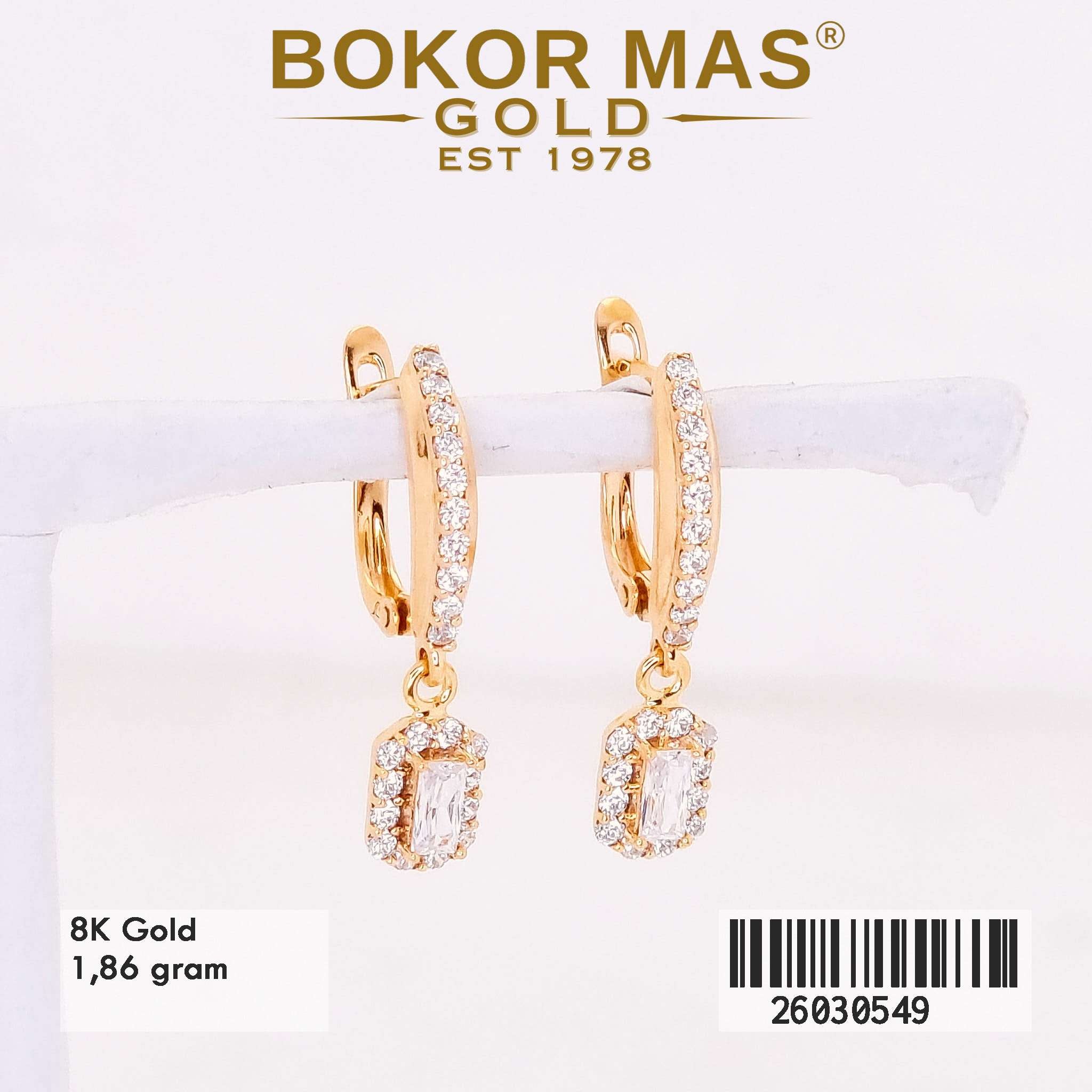 Anting Klip Variasi Permata Gantung - 26030549 - 8K