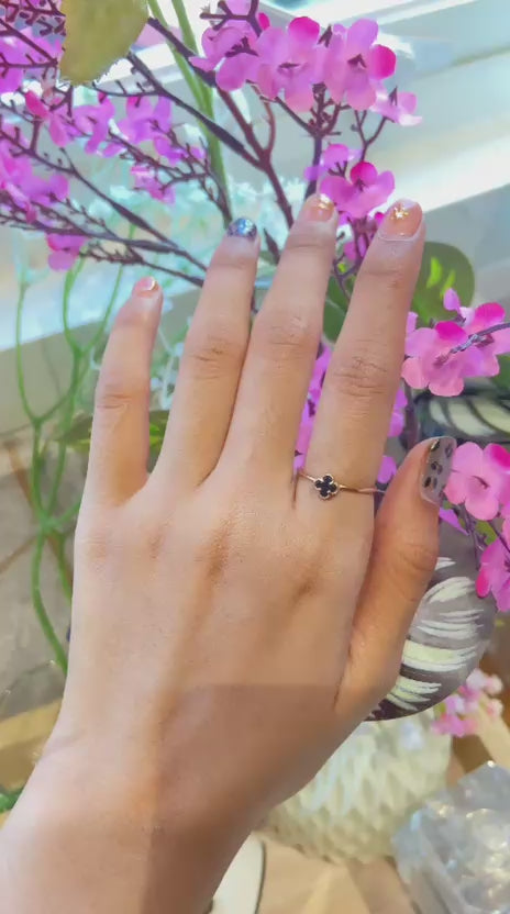 Cincin Varias Bunga Hitam - 25054536 - 8K