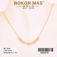 Kalung Variasi Liontin Daun Shimmer -  26028225 - 8K